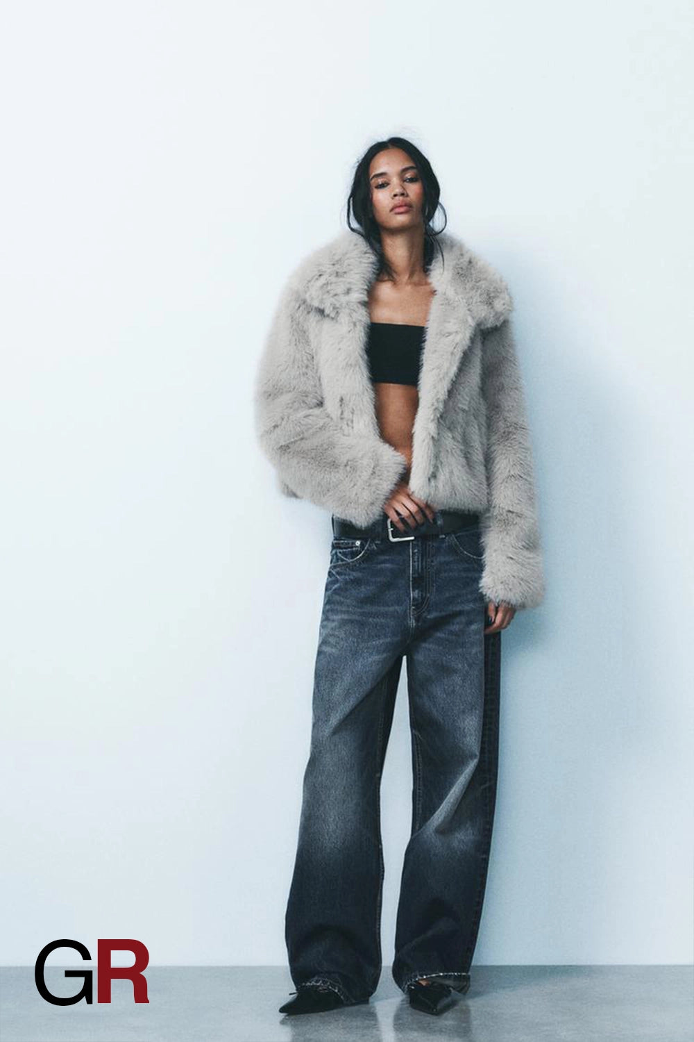 Minimalist Leather and Faux Fur Coat for Women - GlamoROZ