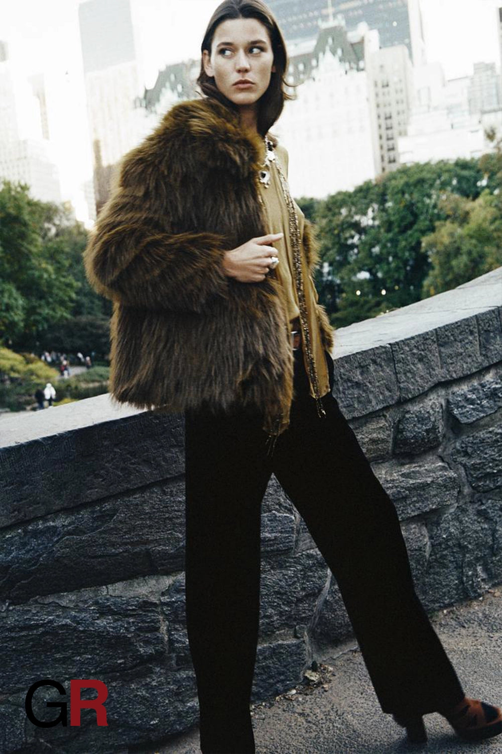 Luxurious Fur Lapel Coat Jacket - GlamoROZ