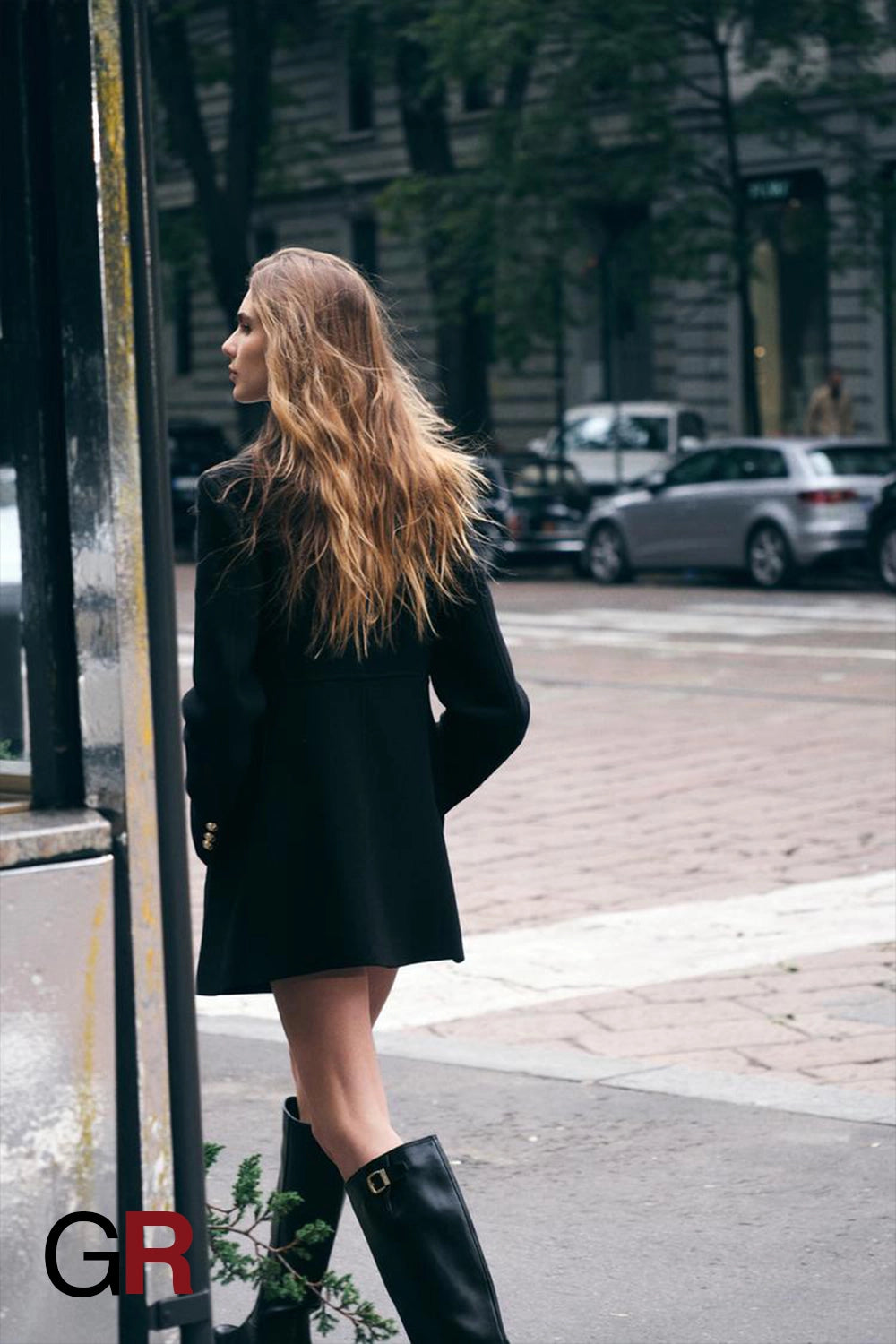 Timeless Double-Breasted Blended black Coat for Women - GlamoROZ