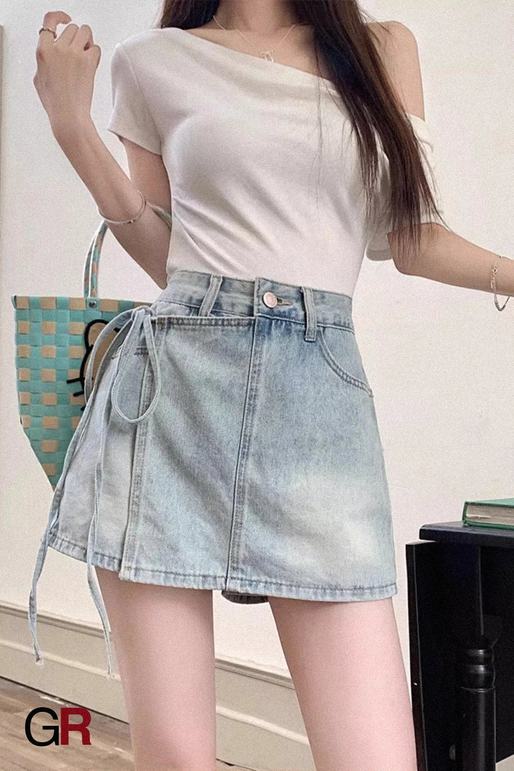 Ivory Court Pleat Skort