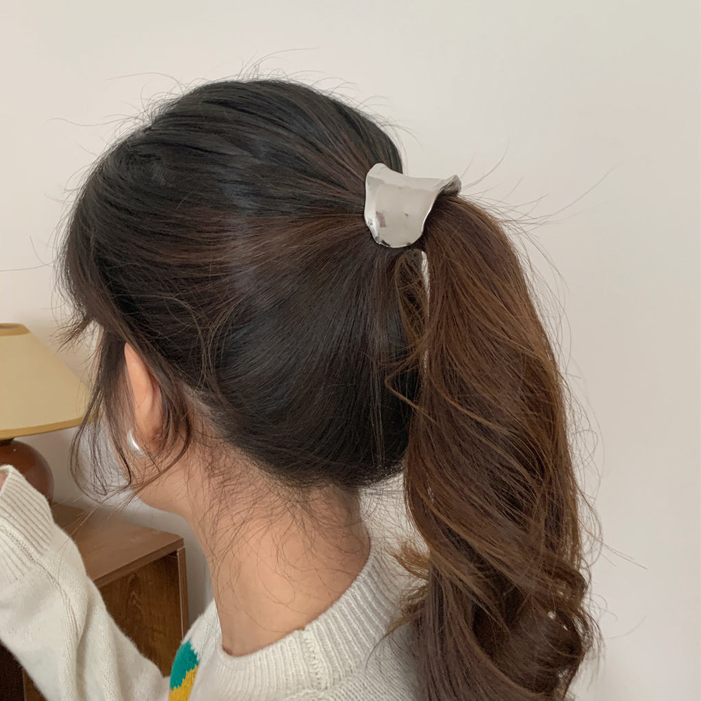 Lumière Sculpted Hair Cuff
