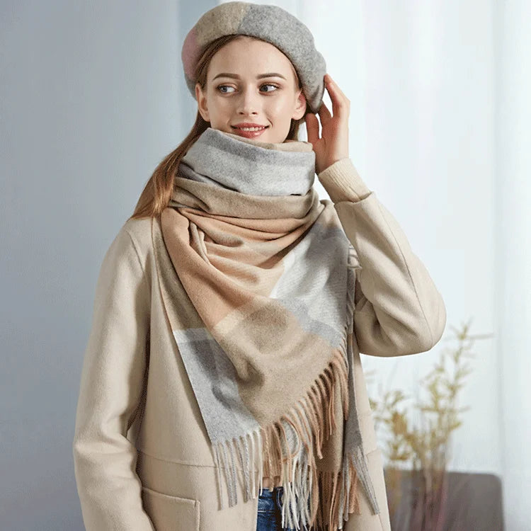 Luxe Wool Plaid Scarf - GlamoROZ