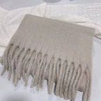 Luxurious Winter Tassel Shawl - GlamoROZ