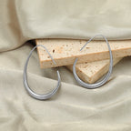 Eclat Needle Oval Hoops - GlamoROZ