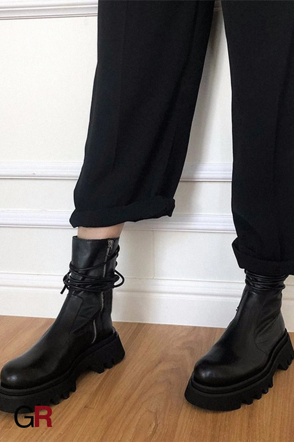 Vanta Ridge Combat Boots