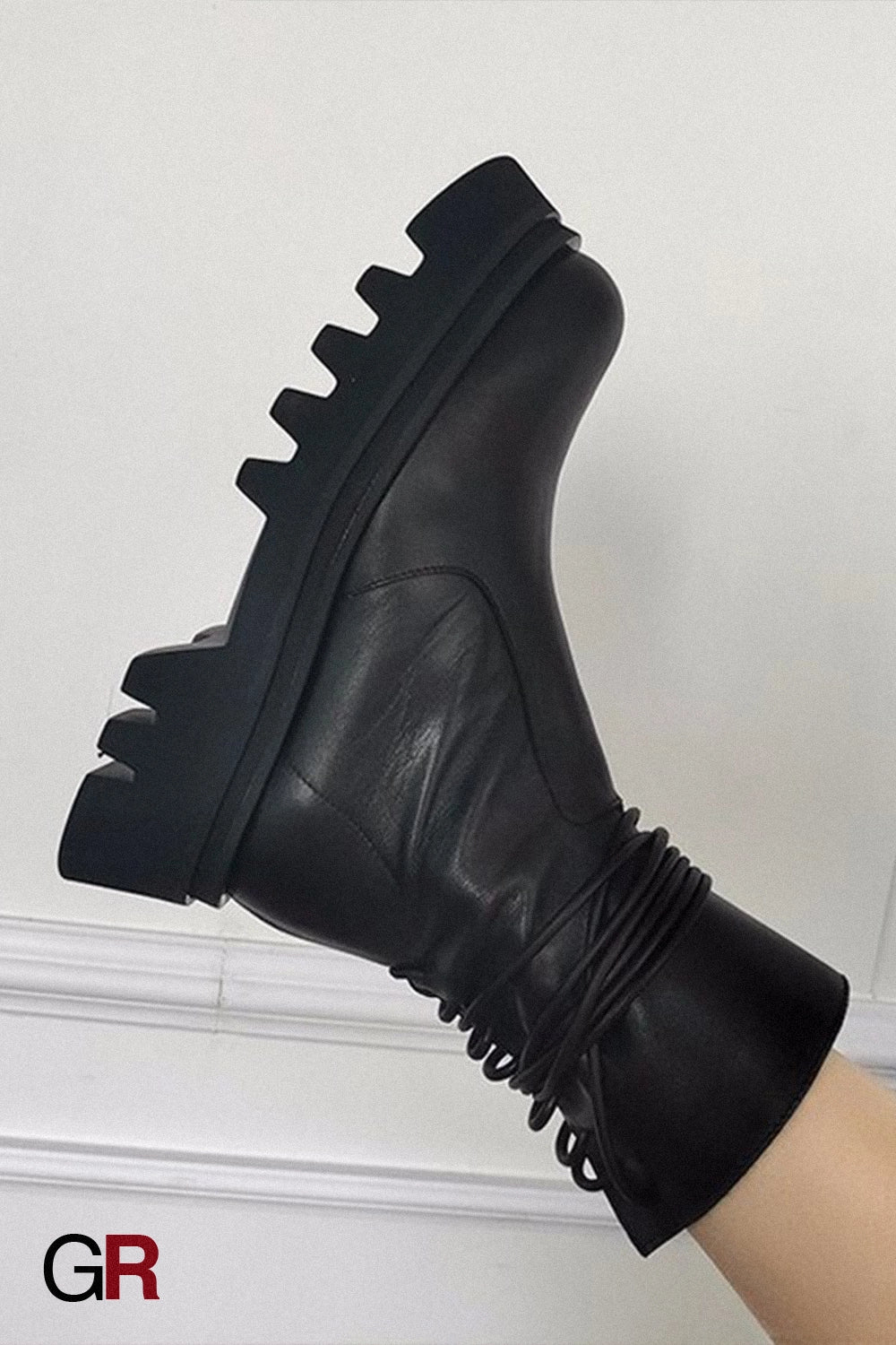 Vanta Ridge Combat Boots