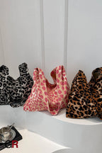 Simple Large Capacity Urban Fashion Leopard Print Shoulder Messenger Bag