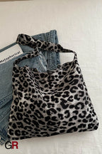 Simple Large Capacity Urban Fashion Leopard Print Shoulder Messenger Bag