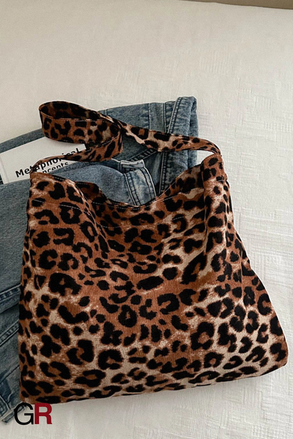 Simple Large Capacity Urban Fashion Leopard Print Shoulder Messenger Bag