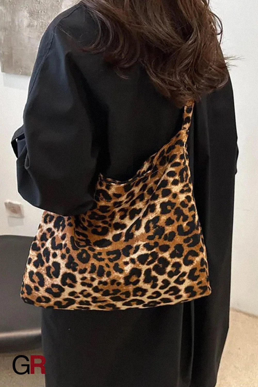 Simple Large Capacity Urban Fashion Leopard Print Shoulder Messenger Bag