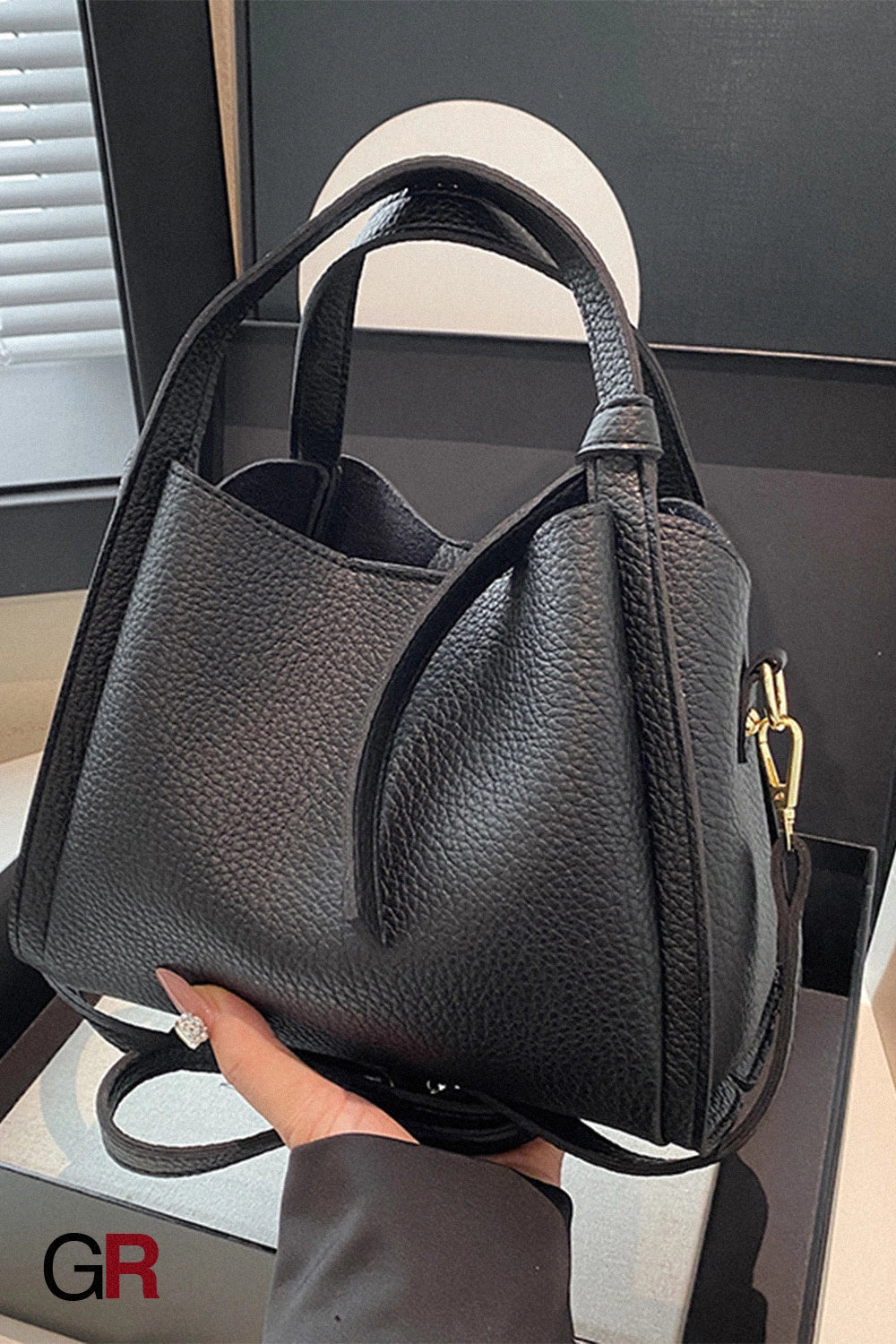 Korean Style Ins New Hong Kong Style Personalized Simple One-shoulder Underarm Bucket Bag Vegetable Basket Retro Crossbody Bag