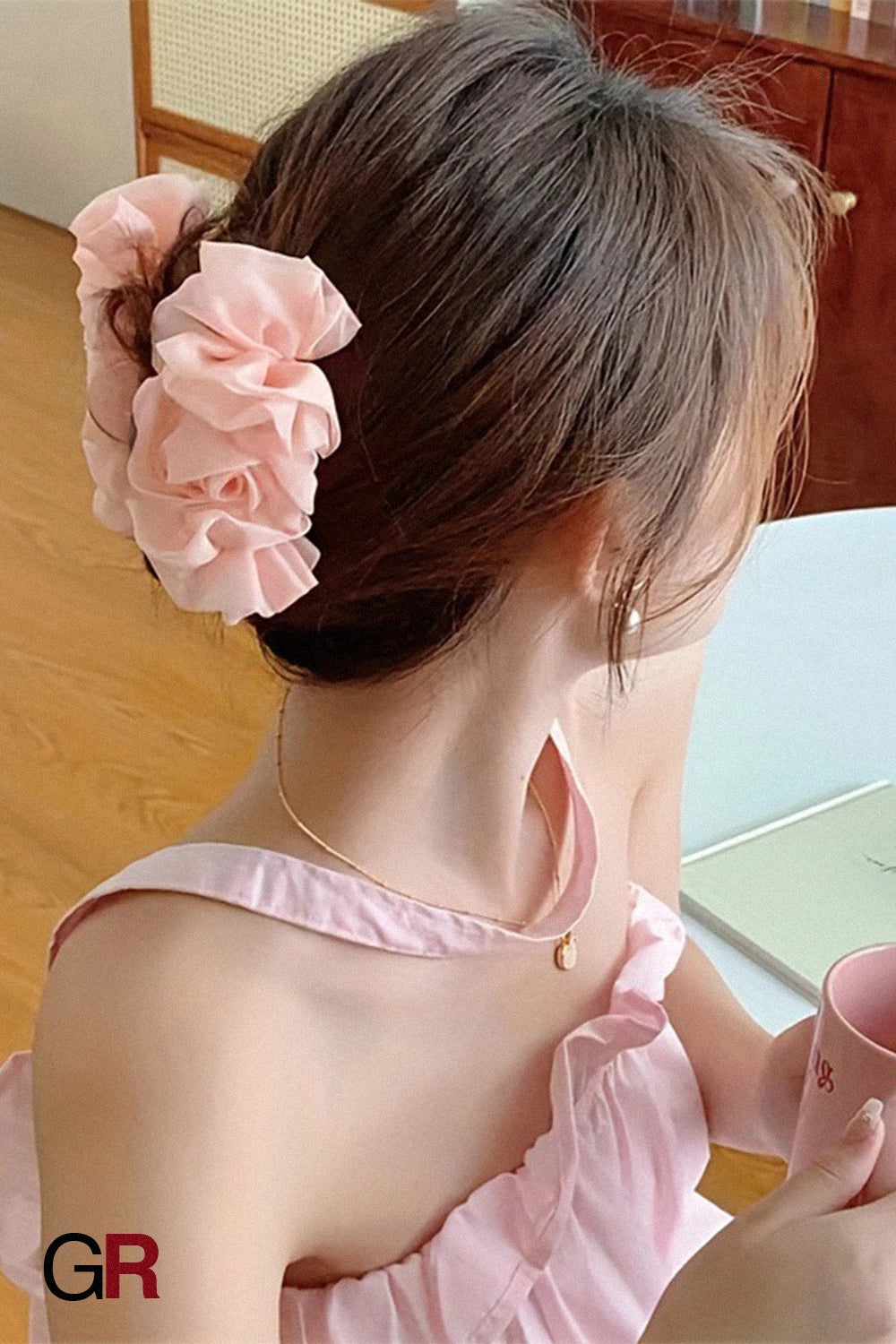 Rosalyn Bloom Scrunchie