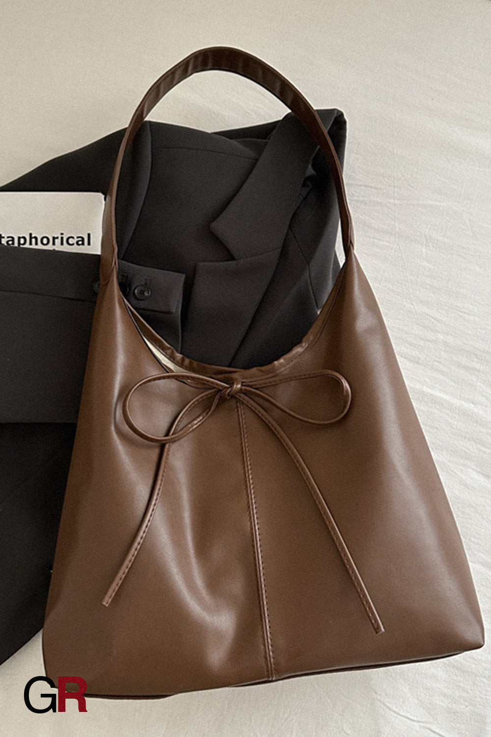 Fashionable Stylish Shoulder Texture Large Capacity Niche Design Bag