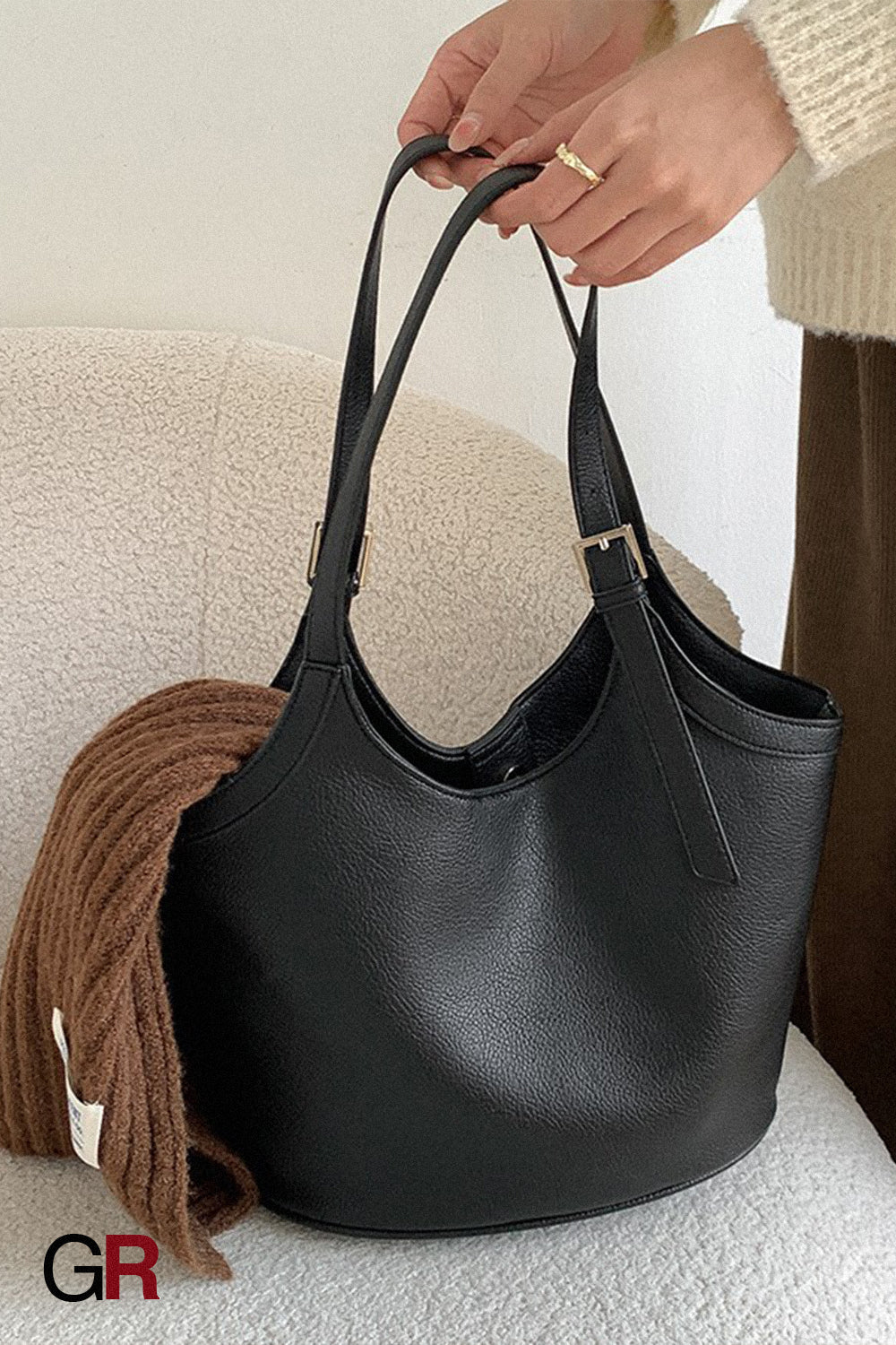 Idle Style Fashion Light Retro Pu Soft Leather Large Capacity Commuter Shoulder Bag