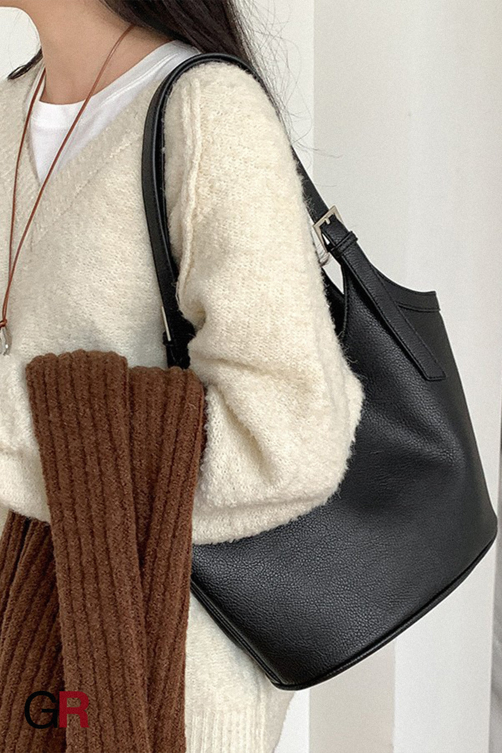 Idle Style Fashion Light Retro Pu Soft Leather Large Capacity Commuter Shoulder Bag