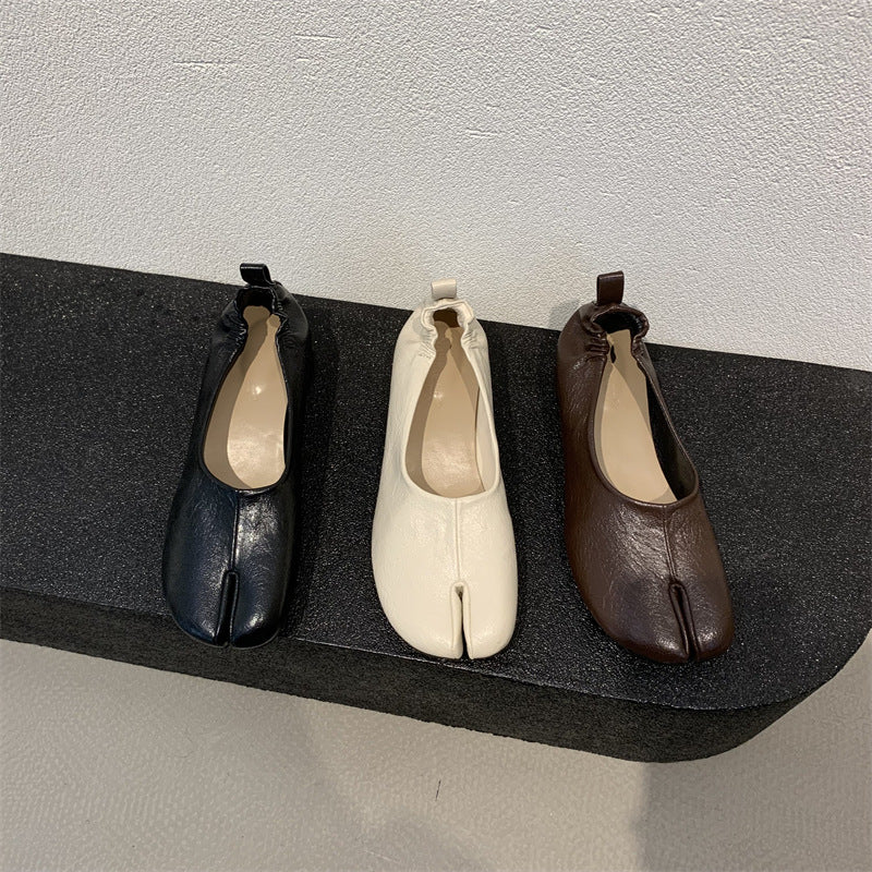 Women's Simple Split Toe Horseshoe Peas Chunky Heel Pumps