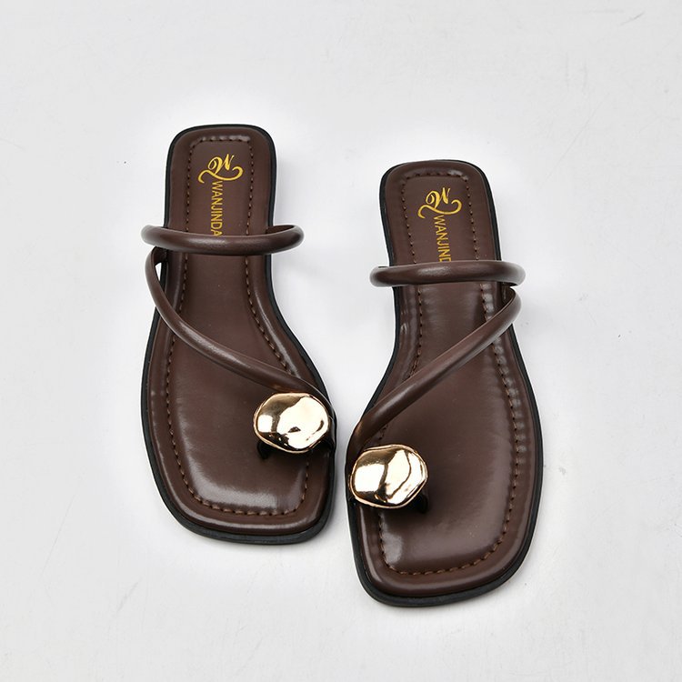 French Style Women's Fashionable Metal Toe Covering Flat Sandals