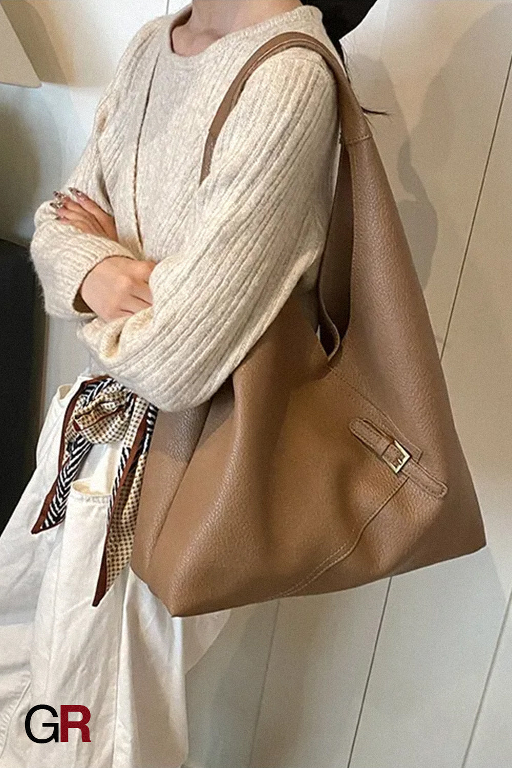 Fashionable Solid Color Soft Leather Underarm Bag Simple Large Capacity