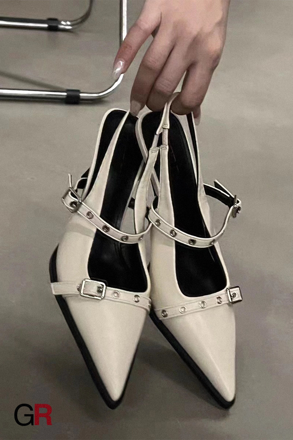 Élise Noir Slingbacks