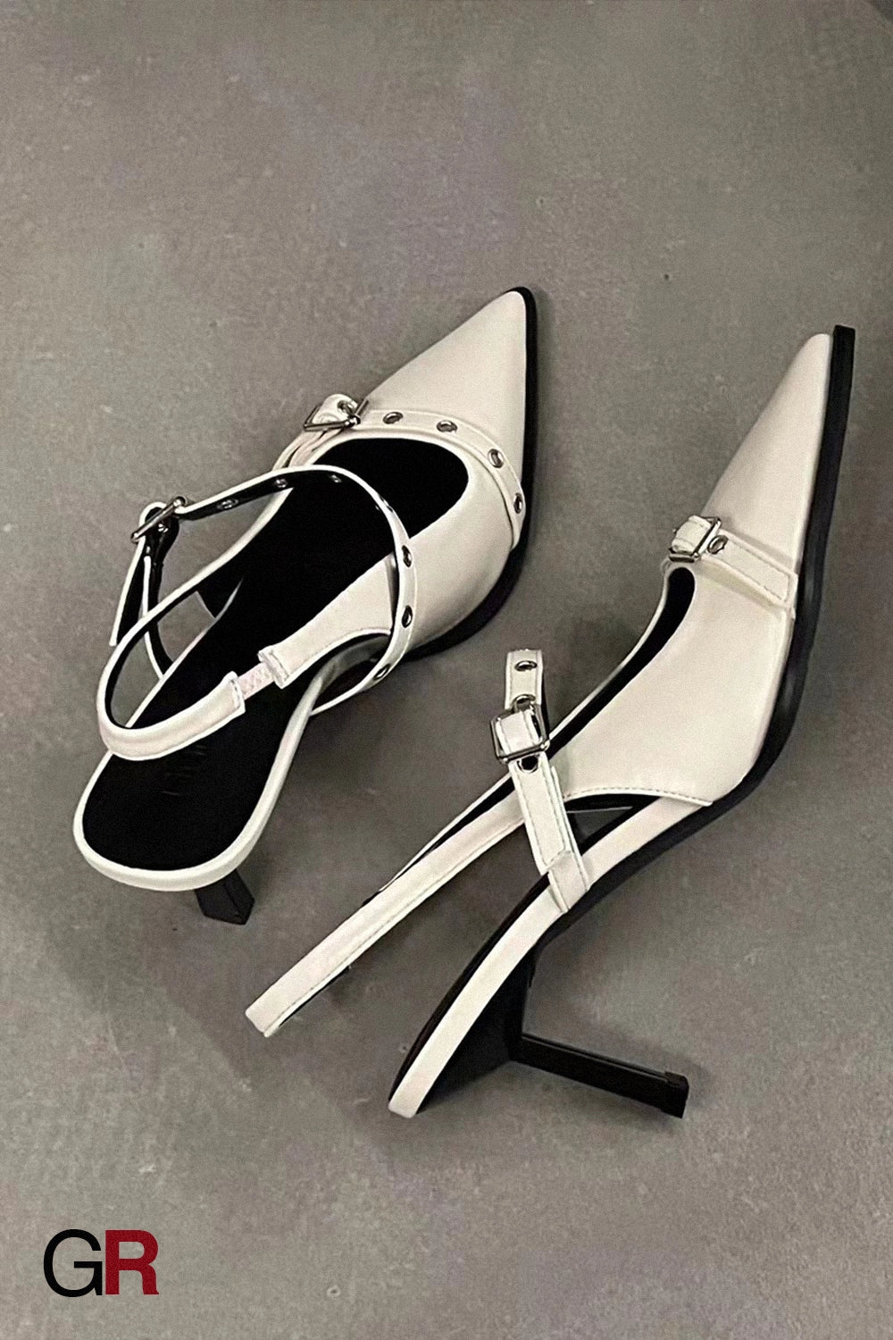 Élise Noir Slingbacks