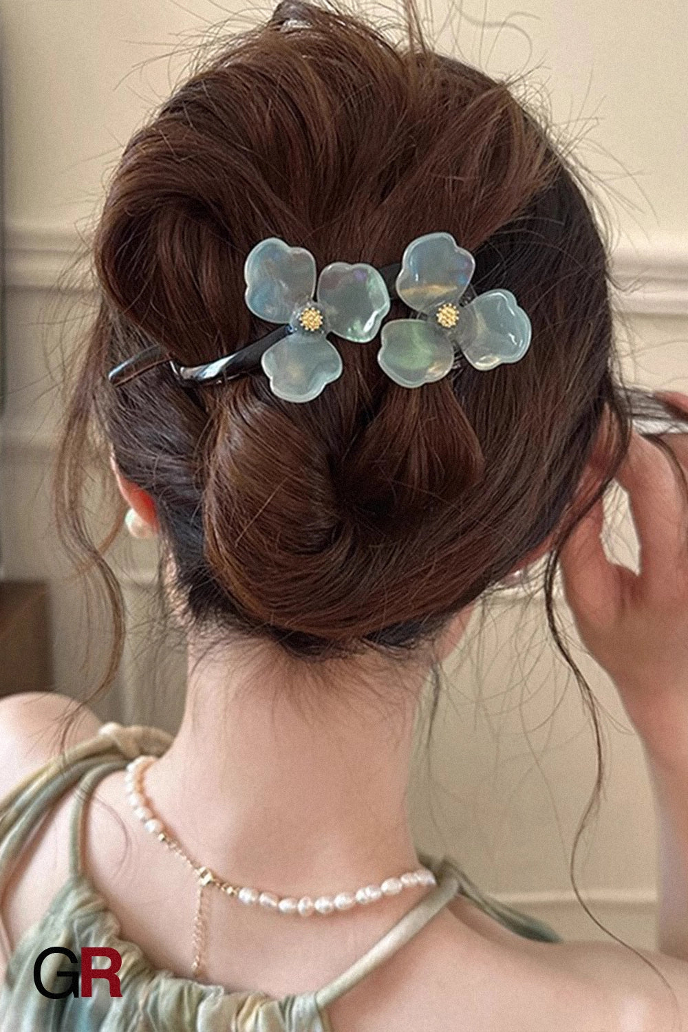 Fleur d’Azur Hair Clip