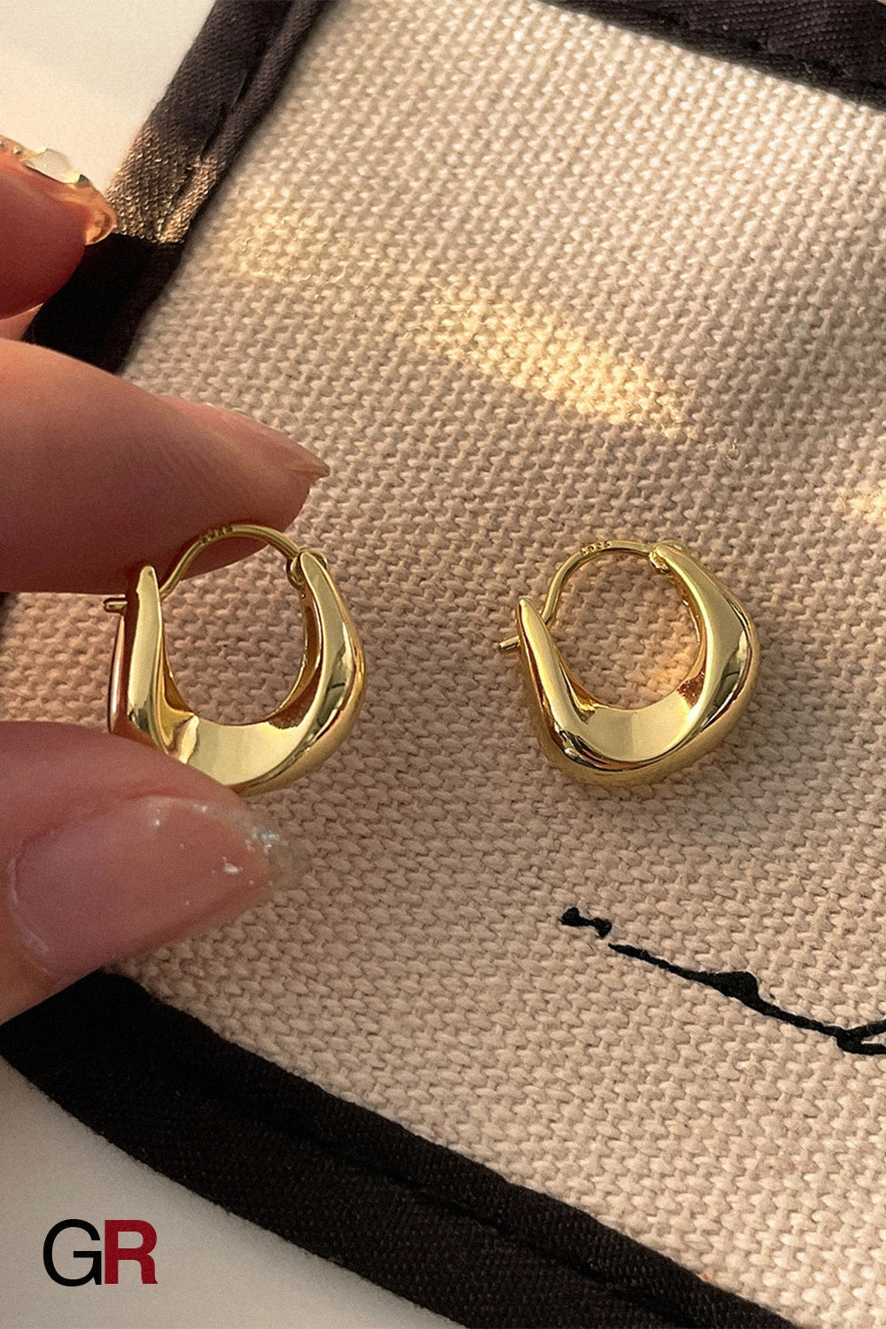 Aurora Sculpted Silver Hoops