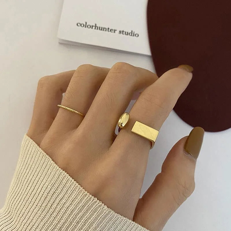 Radiant Aurum Elegance Ring - GlamoROZ