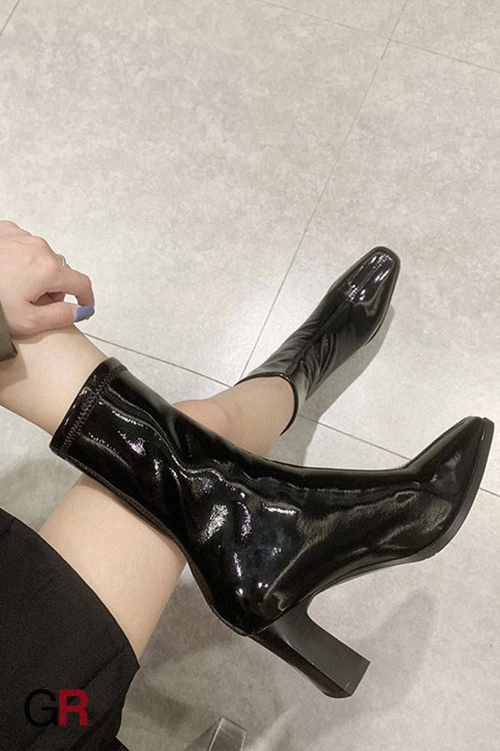 Amélie Patent Mid-Heel Boots