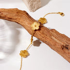 Exquisite Golden Floral Chain Bracelet - GlamoROZ