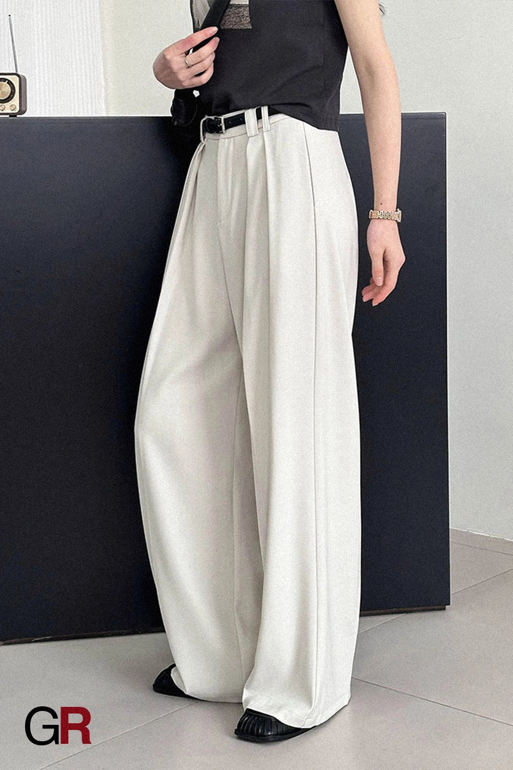Ivory Atelier Pleated Trouser