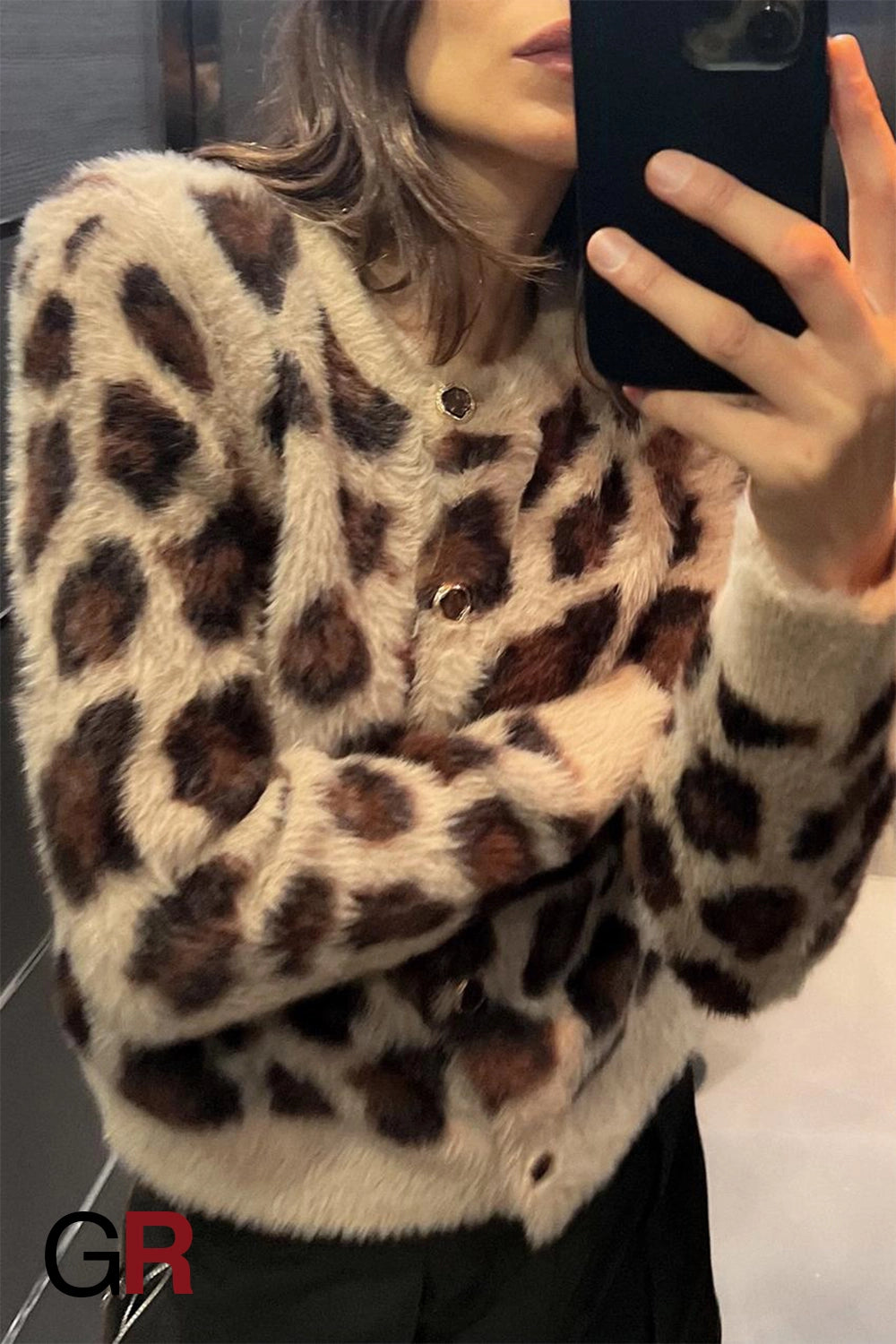 Opulent Vintage Leopard Print Sweater - GlamoROZ