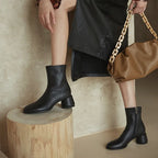 Effortless Elegance Boots - GlamoROZ