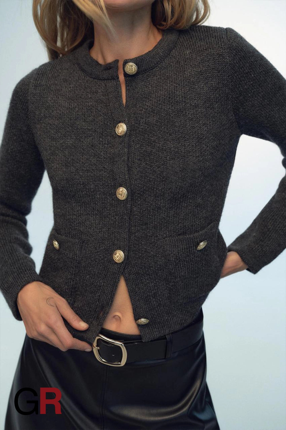 Luxe Single-Breasted Grey Knit Elegance - GlamoROZ