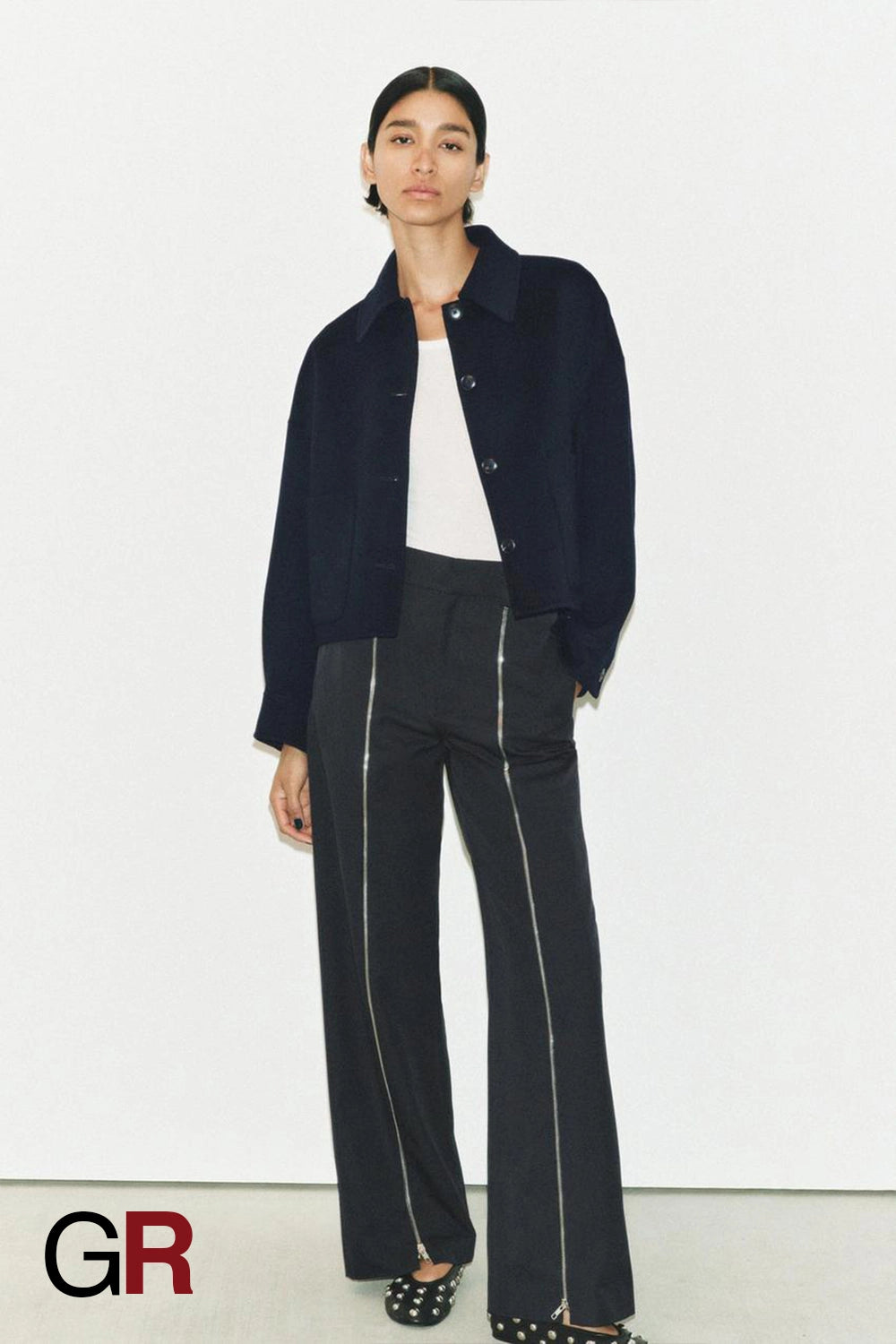 Single-Breasted Turn-Down Collar Coat - GlamoROZ