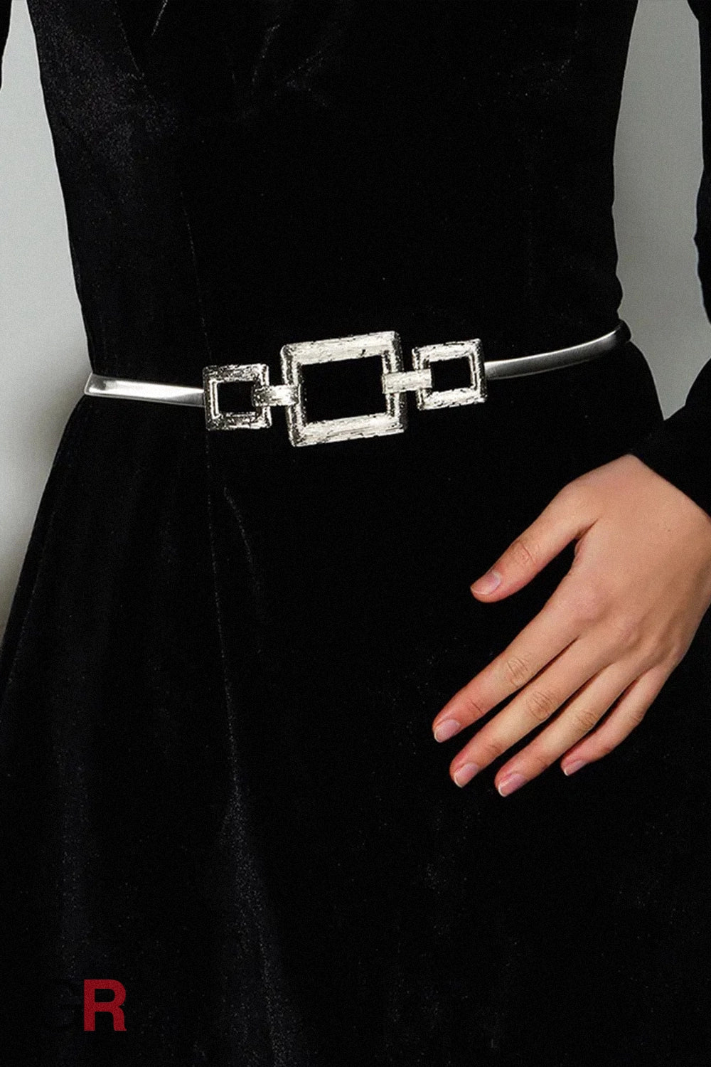 AURORA SCULPTED METALLIC BELT