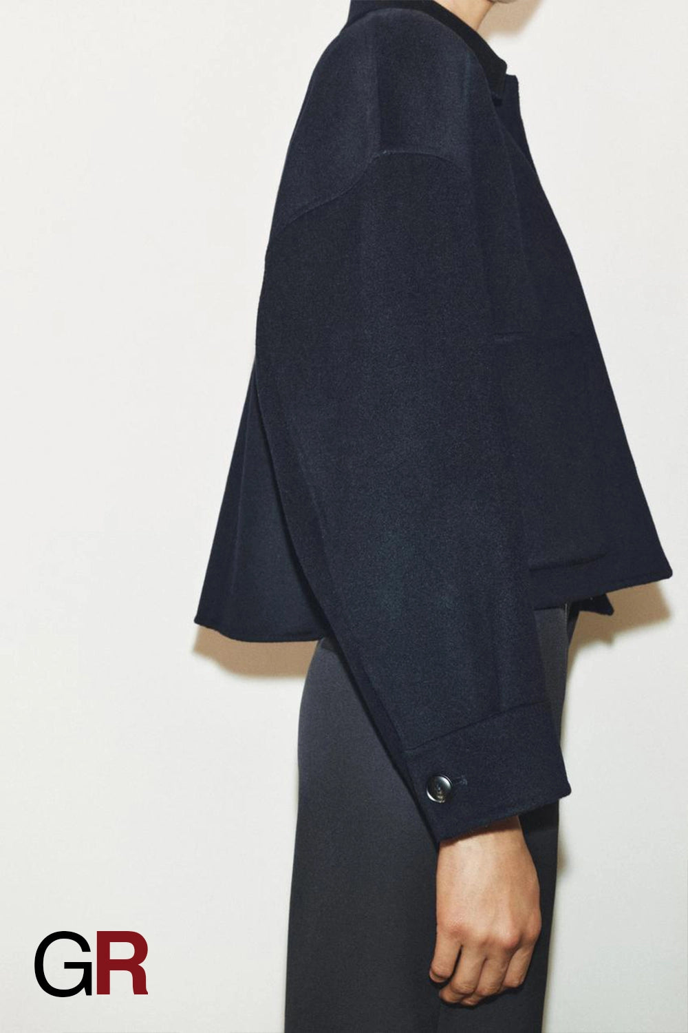 Single-Breasted Turn-Down Collar Coat - GlamoROZ
