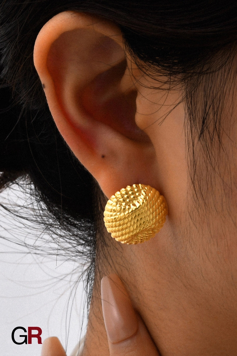 Solane Textured Dome Studs