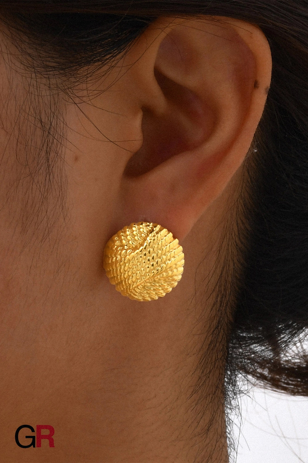 Solane Textured Dome Studs