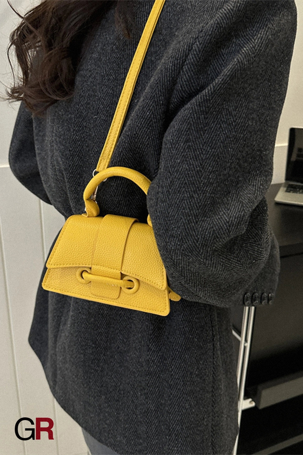 Commuter Western Style Solid Color Shoulder Messenger Bag