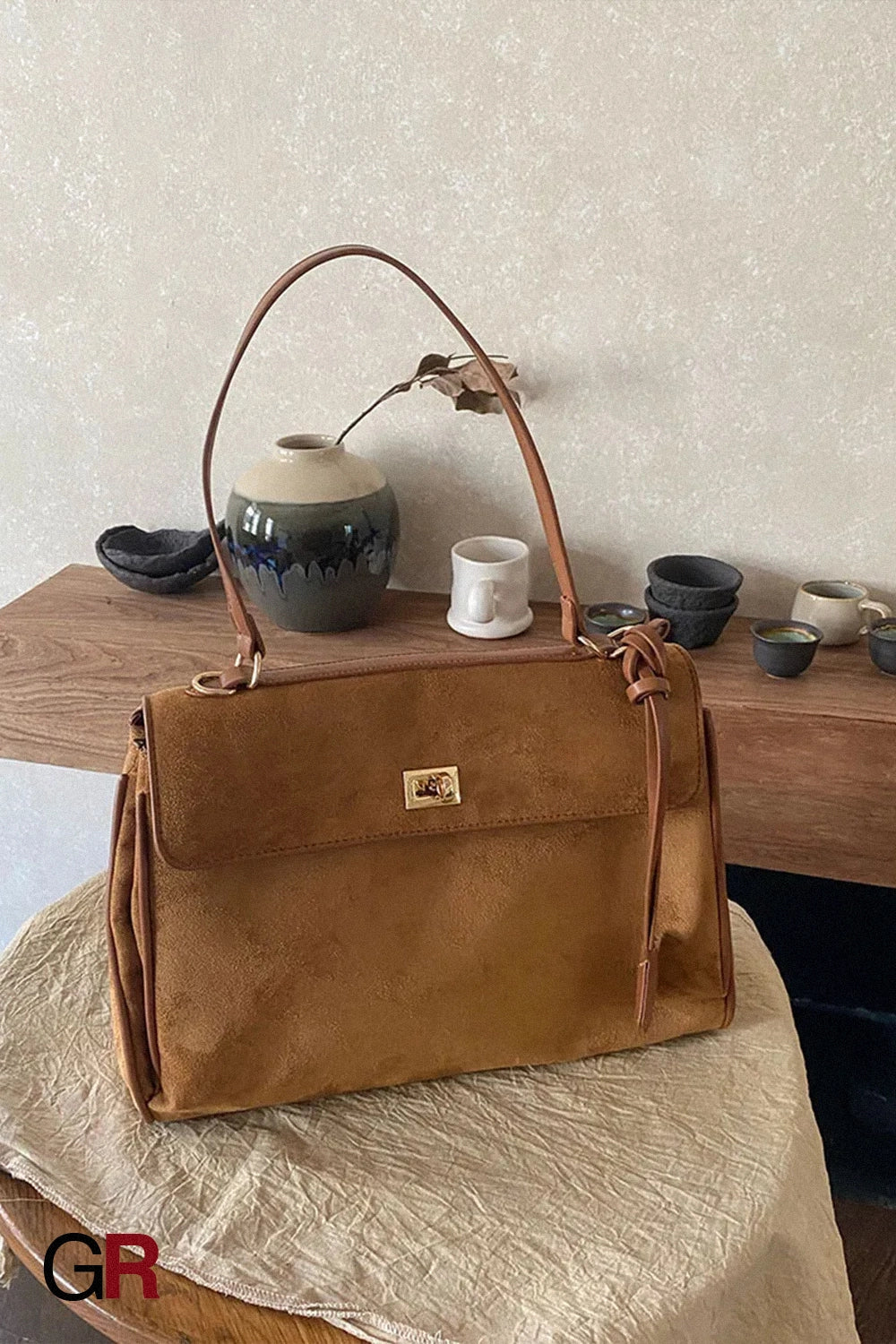 Commuter's All-matching Shoulder Messenger Bag Suede Portable