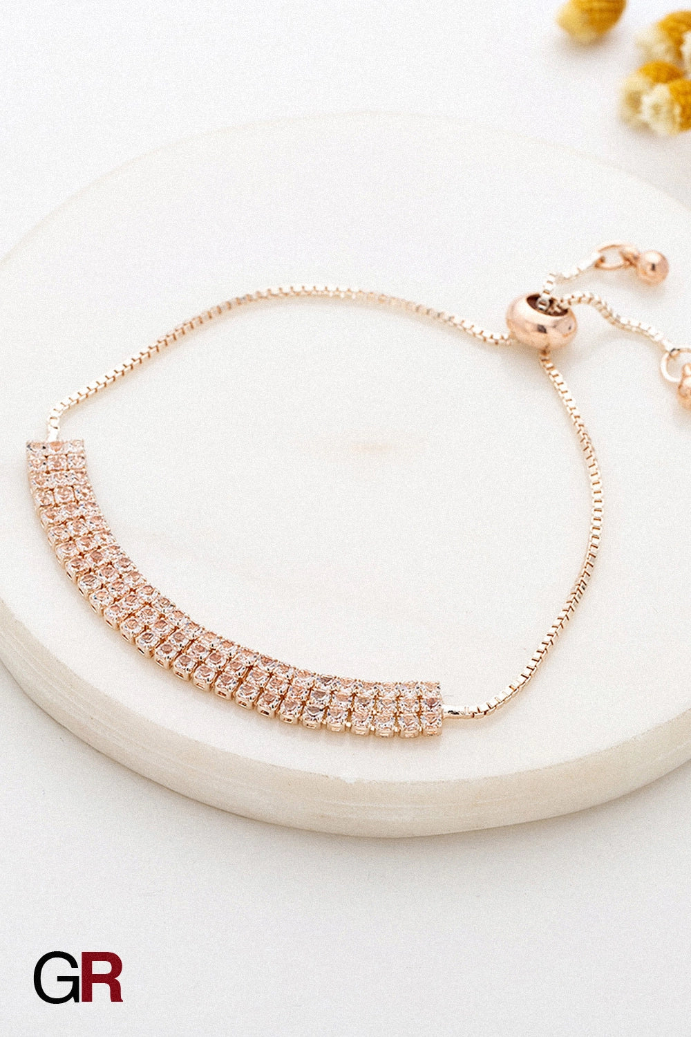 “GlamoROZ Lumiere Pavé Luminous Crystal Link Bracelet Jewelry close-up showing link and crystal pavé detail”