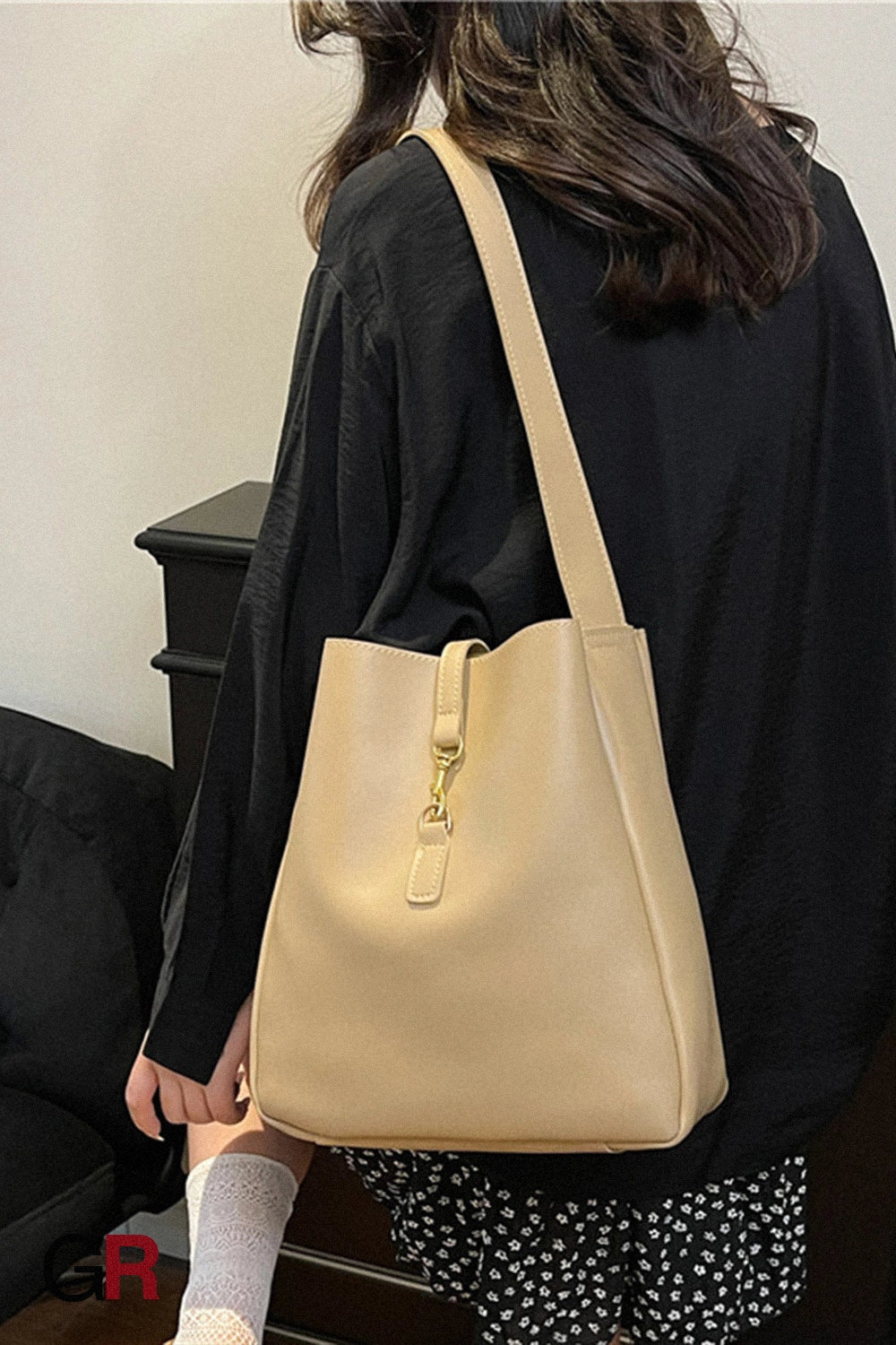 Internet Hot Fashionable Cross Body Bucket Bag Large Capacity