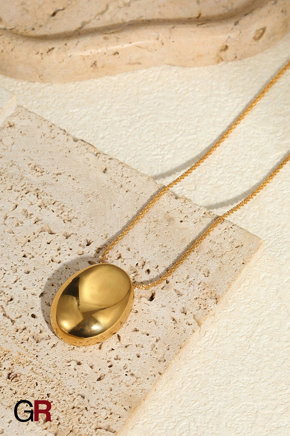Orbe Dorée Necklace