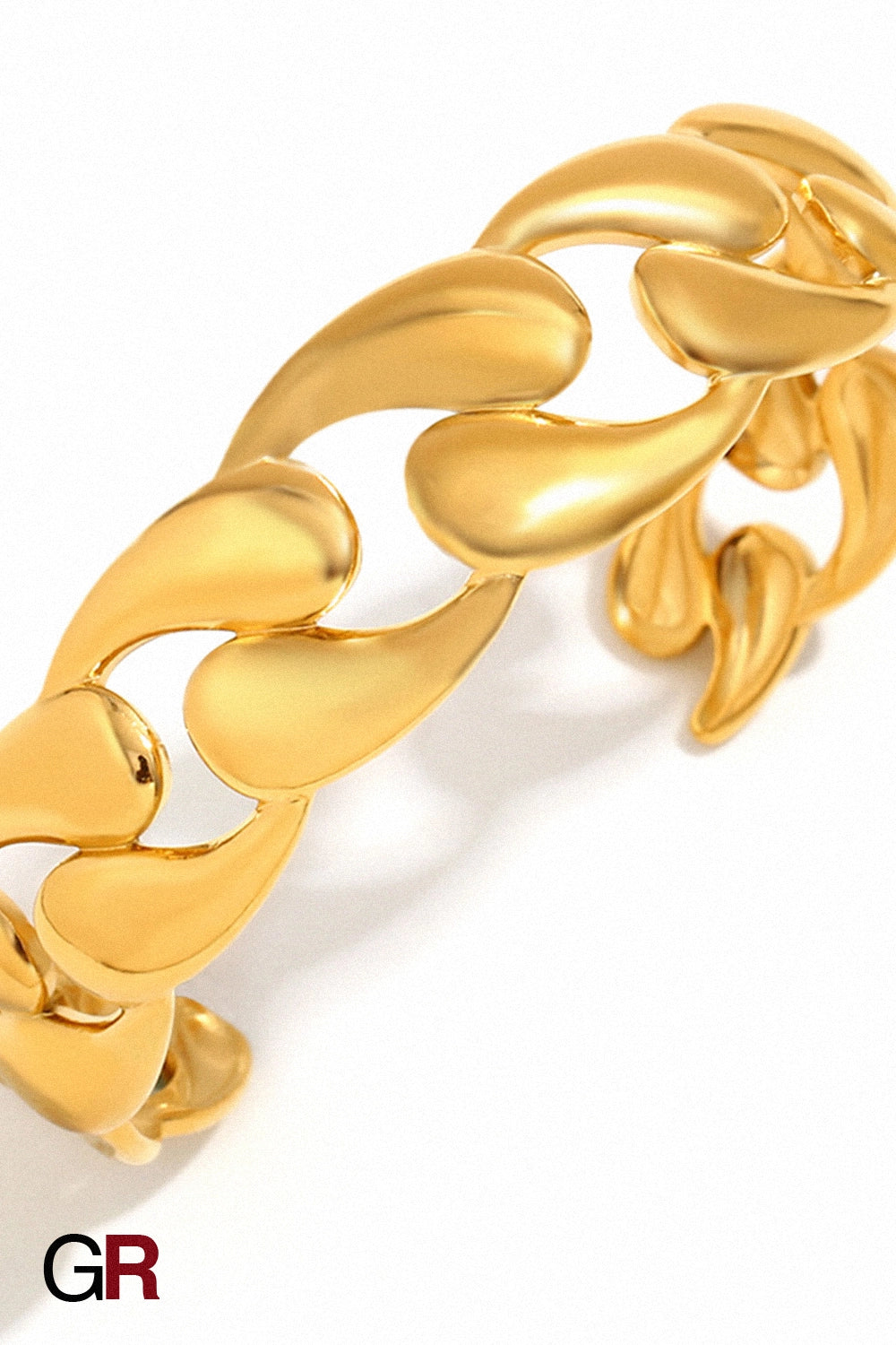“GlamoROZ Volute Dorée Luminous Gold Curve Cuff Jewelry gold-plated stainless steel detail close-up”