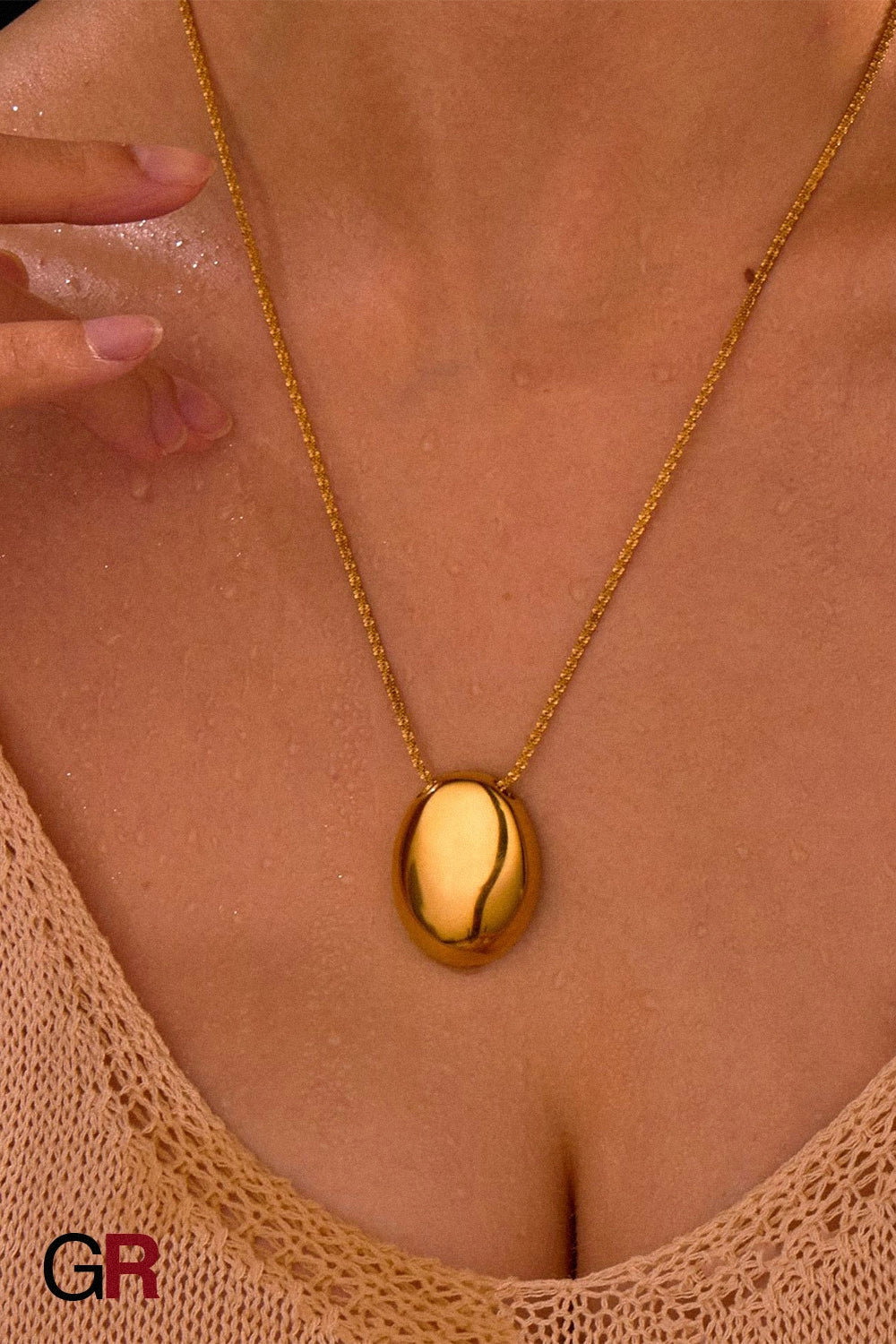 Orbe Dorée Necklace