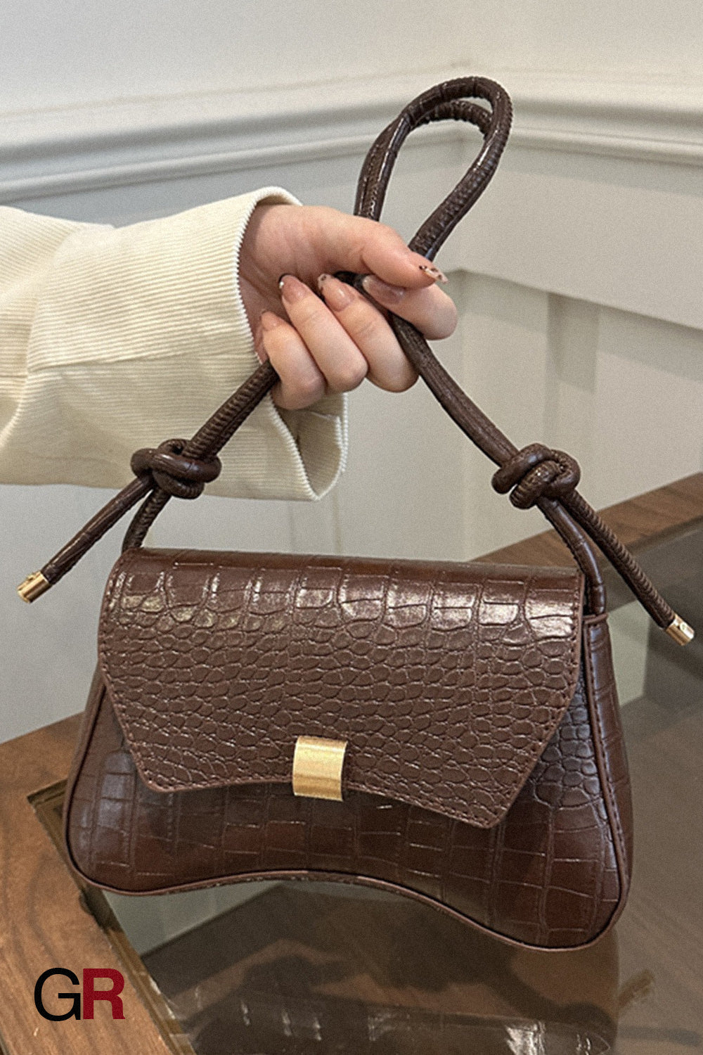 Trendy Retro Lock Simple Underarm Small Square Shoulder Bag