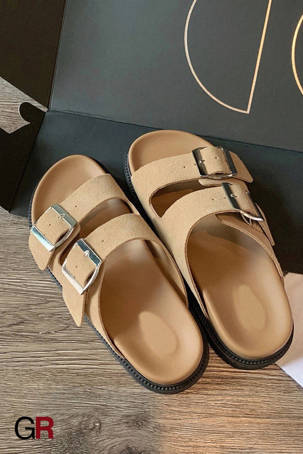 Noémie Buckle Slides