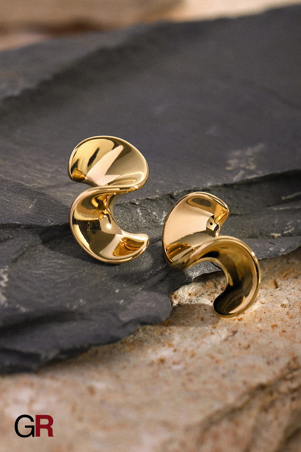 Ondine Sculptural Hoops
