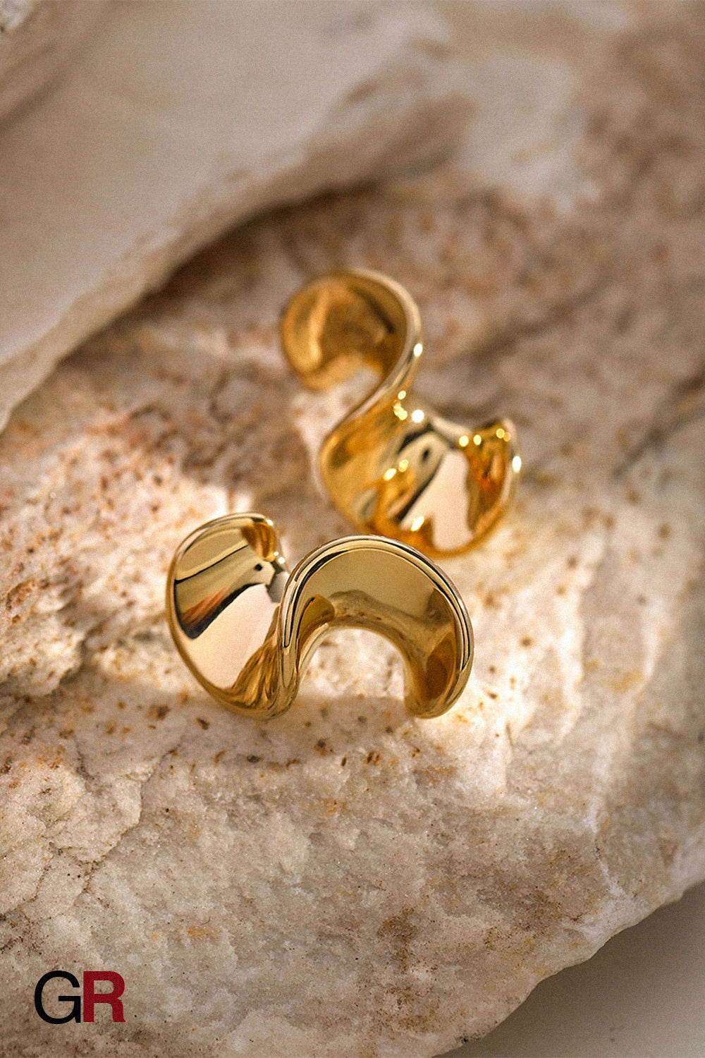 Ondine Sculptural Hoops