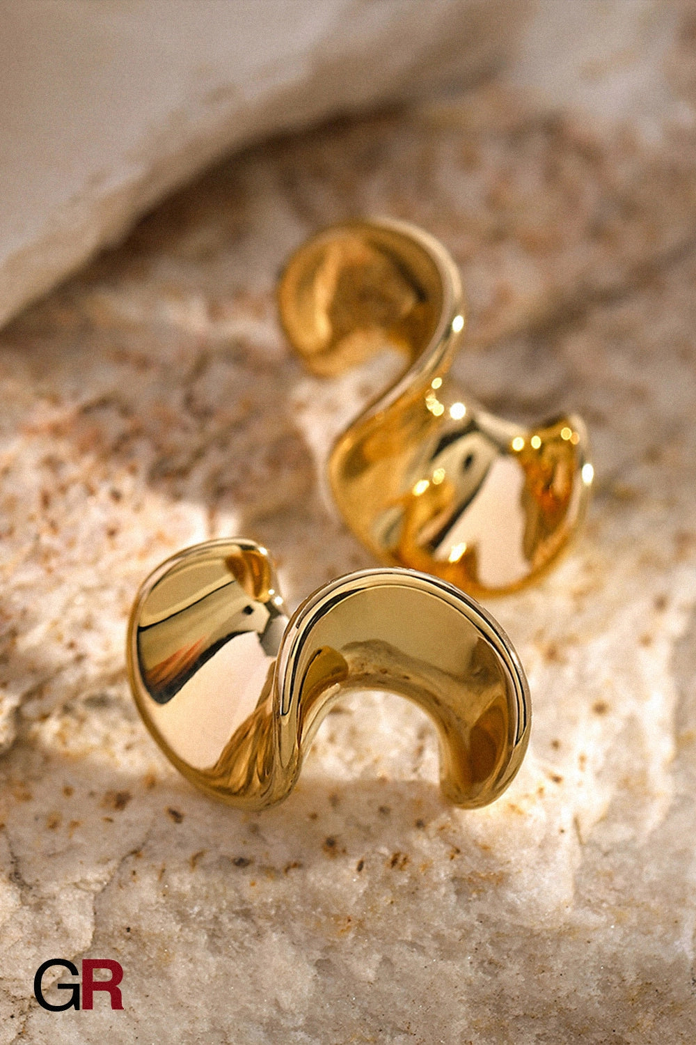 Ondine Sculptural Hoops